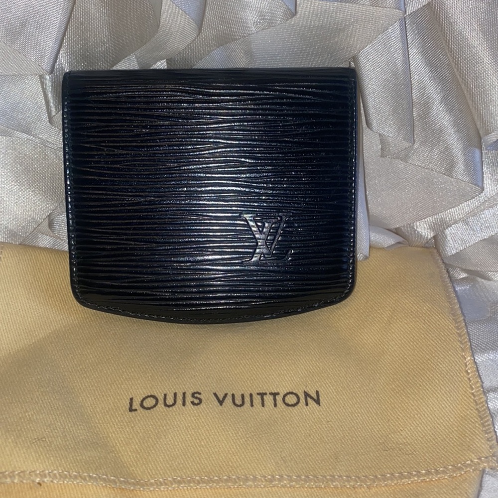 Louis Vuitton Epi Cuvette Coin